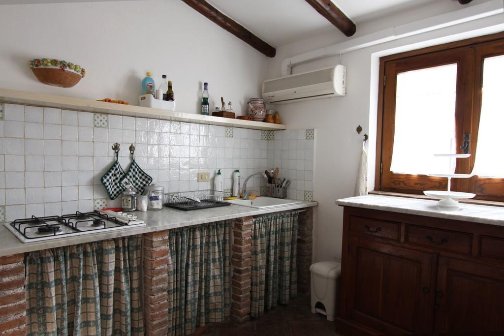 Ciuri Ciuri Mondello Villa ภายนอก รูปภาพ